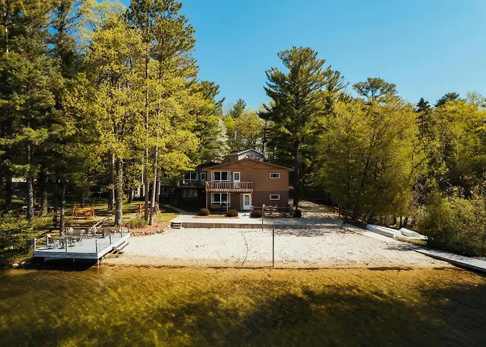Scenic Spider Lake Beach Resort Pontoon Rentals